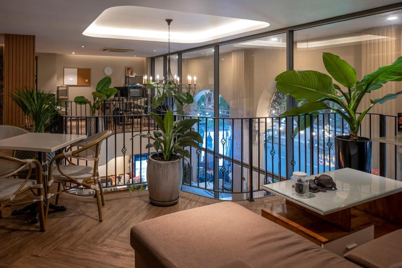 Thao Trang Laluxe Hotel Phu My Hung Cidade de Ho Chi Minh Exterior foto